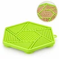   Trixie Lick’n’Snack hatszögletű nyalogatószőnyeg zöld 17 cm