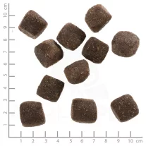   Wolfsblut Squasihes Grey Peak jutalomfalat kecske édesburgonyával 300g