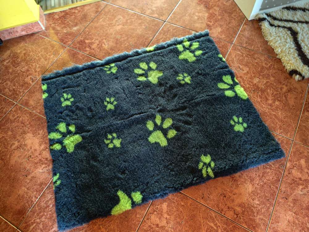 Vetbed 100x75cm sötétszürke - lime mancs